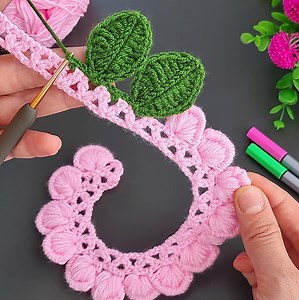 57K views · 520 reactions | VERY NICE IDEA ! Crochet Tulip Flower Keychain for Beginners || Crochet Tutorials殺 Sell and gift. | Crochet knitting love | Facebook