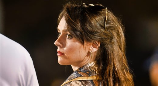 Everyone Is Talking About Bill Belichick’s Daughter-in-Law After Cameras Caught Her Reaction To Seeing His 24-Year-Old Girlfriend, Jordon Hudson, At UNC Game [PHOTOS]