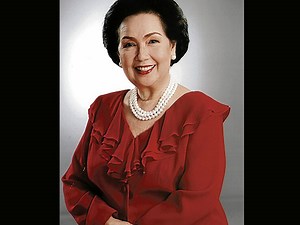 Senators honor Susan Roces: She’s a national treasure, reachable star