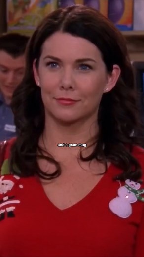 The way Lorelai looks at Luke 🥰❤️ | Malik Fans 3.3