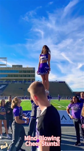 Mind-Blowing Cheer Stunts! #CheerStunts #InsaneSkills #CheerAthlete #HighEnergyMoments #sportswow