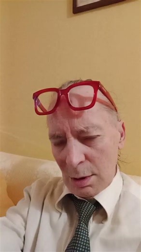 " Todesfuge " ...di un Ramingo del Galles ✨ / da Paul Celan a Claudio di Caernarfon