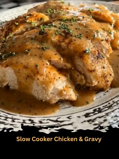 Slow Cooker Chicken & Gravy This slow cooker chicken and gravy is pure comfort food made easy. Tender chicken cooked low and slow in rich, savory gravy until it’s fall-apart juicy. Just set it and forget it—perfect for busy days and cozy dinners. 🛒 Ingredients (Serves 4–6) For the chicken 2 lbs boneless, skinless chicken thighs (or breasts) 1 tsp salt 1/2 tsp black pepper 1/2 tsp garlic powder 1/2 tsp onion powder For the gravy 2 cups chicken broth 1 packet (1 oz) chicken gravy mix 1 can (10.5 