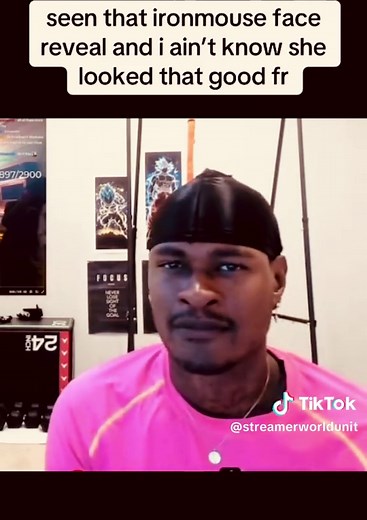 ironmouse accidentally opens face cam | ironmouse face reveal