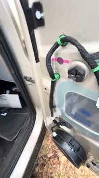 How to remove door and hinges on a Ford escape #fordescape #automobile #mechanic #problemfix #carfix