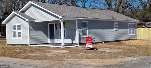 16 Kidd St, Newnan, GA 30263 - MLS 10710055 - Coldwell Banker