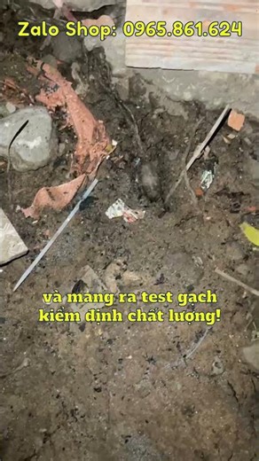 Khách test gạch bằng baton ASP 511 26in 65cm sau khi nhận