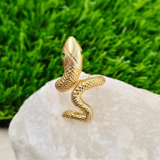 Emerald Quartz Snake Ring: 18k Gold Plated Serpent Band, Size 7 US - Etsy