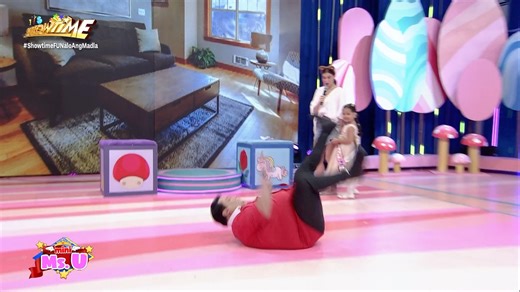 596K views · 10K reactions | 藍 Ang galing ng remote control ni SANYA,...