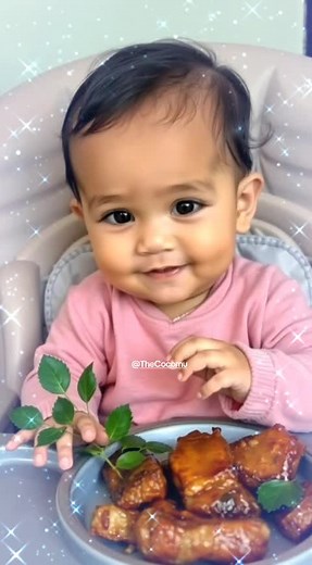 Cute Baby says iam Cocomu 💘 The Cocomu eating show 🤤 ❤️ Do you like greens 🥦? Write in comments😍💞 #asmr #health #eating #foodie #fyp like and follow for more foodie videos 😍❤️