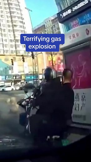 Terrifying Gas Explosion at Chinese Chicken Shop Kills Seven | Beijing News