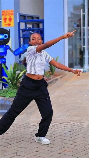 NASINZIA TRENDING TIKTOK DANCE CHALLENGE ( #dance #dancechallenge #trending )