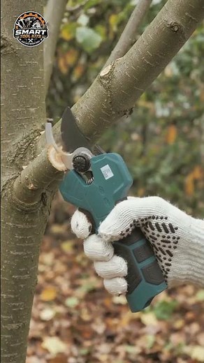 🌿 Makita Tiny Brushless Electric Pruning Tool – Fast, Powerful & Precision Cutting! ✂️⚡