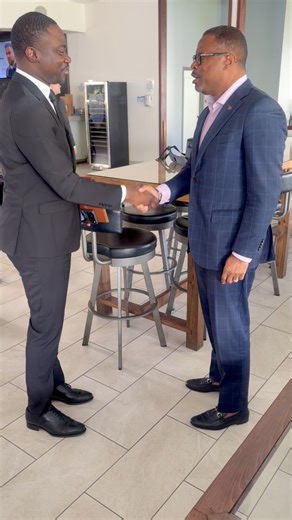 #HappeningNow The Honourable Farley Augustine, Chief Secretary of the Tobago House of Assembly, together with Councillor Adanna Joseph-Wallace, Secretary of the Division of Legal Affairs and Lesly Gray, Senior State Counsel are currently engaged in discussions at a breakfast meeting with the Honourable Mark Brantley, Premier of Nevis in Saint Kitts. The meeting focuses on the autonomy arrangements within the Federation of Saint Kitts and Nevis, Nevis’ constitutional model, and the insights these