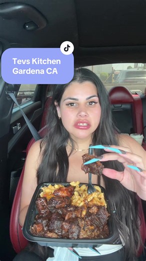 Tevs Kitchen Gardena CA: 10/10 Oxtails Review | LA Foodie