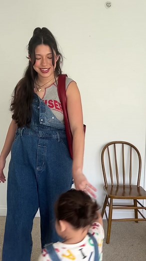 just found my pooh overalls that match mateo’s so youll see those very soon 😚 #ootd #springoutfits #toddlermom #toddlerfashion #matchingoutfits #vintagefashion #overalls