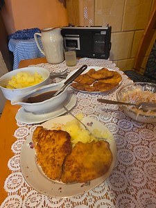 701K views · 10K reactions | Dawne klimaty PRL-u. A na obiad schabowy...#prl #history #metaldetecting #humor #hobby #retro | Odkrywca Historii | Facebook