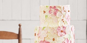 Celebrate Your Newest Graduate with These Graduation Cake Ideas