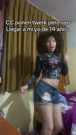 Ya mejor ni le muevo 😿#fyp #humor #twerk