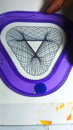 The Spirograph I enjoy in my childhood memories!!#shorts #arttherapy #geometricart #art #spirograph