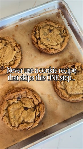 I repeat, never. 👎🏻 I have made hundreds of cookie recipes in my life. Tried lots of sugar combos. Flavors. Chocolate chips, nuts, jams, etc. But one thing creates a phenomenal cookie every time. If you are using a cookie recipe that doesn’t ask you to refrigerate your dough, ditch it. Right now. It wasn’t until recently I learned the benefit of the fridge. Not the freezer! Very important distinction. While your cookie dough sits in the fridge it allows the flour to hydrate fully. This will pr