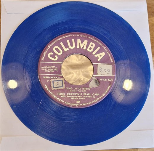 Teddy Johnson, Pearl Carr - Sing Little Birdie