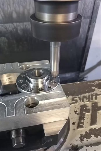 Haas CNC user @djr_machineshop "It's been a busy week so far in the DJR machine shop. All the Haas machines are singing away nicely churning out the parts. It truly is satisfying when you have all the machines doing their thing and you get to stand back for five minutes and appreciate the machining life." #haascnc | Haas Automation UK