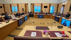 Australia's free-to-air television networks are fighting for new laws to make it easier to find their channels on smart TVs. The networks also want coverage of big sporting events to remain free on all devices. 7NEWS at 6pm. #FreeToAir #7NEWS | 7NEWS Sydney