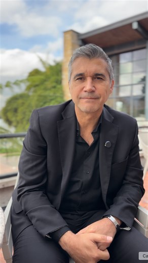 9.2K views · 125 reactions | Hoy quiero compartirte una reflexión acerca de la autoestima y por qué siento que es uno de los temas más importantes a trabajar en la vida. Cuéntame qué piensas de este tema… Si quieres información a cerca de mi curso de autoestima, comenta la palabra NUEVO para recibir información. #pablogomezpsiquiatra #amorpropio #autoestima #entrenatucerebroparaserfeliz | Pablo Gómez Psiquiatra | Facebook