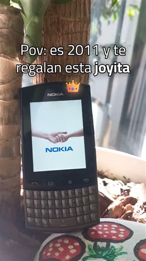 El teléfono gama media que se sentía gama alta en la mano👑 | Nokia Asha 303 #nokia #nostalgia