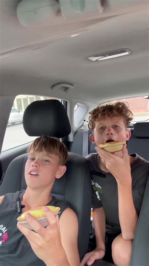 Delicious Custard Tart and Meat Pie Review