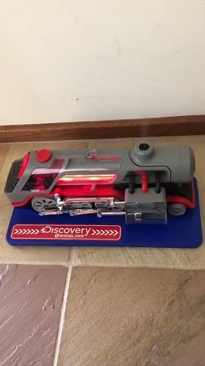 TRAINS AM22 Discovery Mindblown Model Steam Engine 54 piece train model build kit