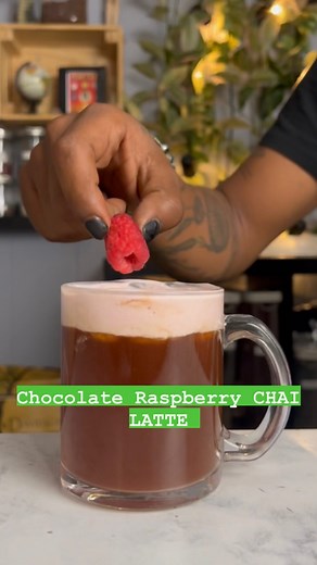10K views · 1.3K reactions | This Chocolate Raspberry Chai Latte was OUTSTANDING  will definitely be making this again! Would you try this or no? #tea #teablends #chai #chailovers #chailatte #chairecipe #chocolateraspberry #theteaguy #reels | Mintybongwater | Facebook