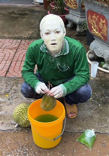 Video của Sin (@sin_nmt) với bản nhạc Sneak, suspicious, stupid, thief, sneak in(1108491) - Makotti