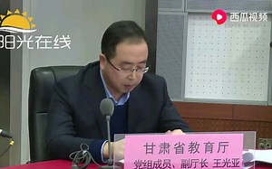 家长为啥还要给孩子批改作业，教育厅厅长回应...