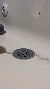 How to remove a Tub Drain #remodel #construction #realestate #building #interiordesign #hardwork #carpentry #tools #fblifestyle #diy | WINNI