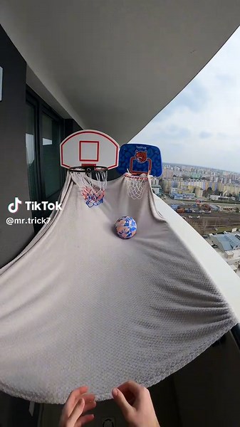 Epic Basketball Shot Fail: A Lesson in Perseverance