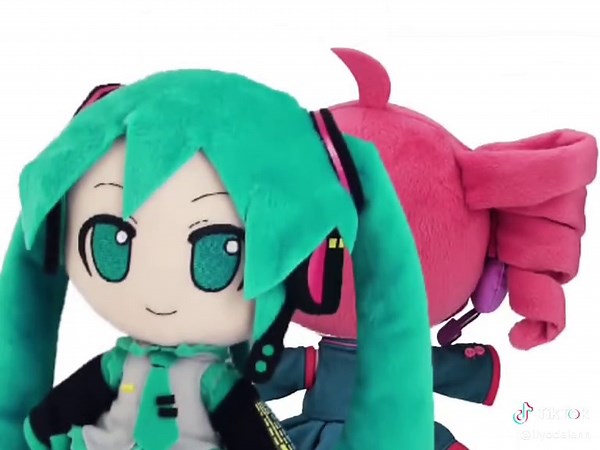 Voices of Vocaloid: Hatsune Miku and Friends