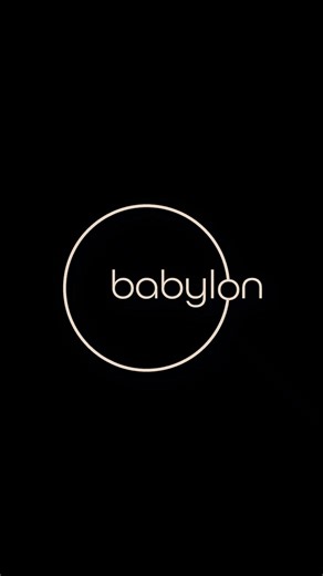 ¿Te atreves a recorrer los Balcanes, un territorio donde la historia se respira en cada piedra, en cada voz y en paisajes que aún vibran con memoria? Desde fortalezas que custodiaron siglos de batallas hasta ciudades marcadas por cicatrices que hoy florecen en belleza cotidiana, este viaje es una invitación a comprender cómo pueblos enteros aprendieron a resistir, transformarse y renacer. | babylonproject.co