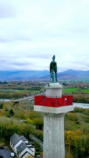 A little history for your week 📜 The Anglesey Column was completed in 1817 to honour the 1st Marquess of Anglesey for his role at Waterloo. More than two centuries later, it’s still one of the island’s most recognisable landmarks. And if you’re visiting soon, our café is open for warm drinks and homemade bakes, the perfect stop before or after a wander around the grounds. ☕✨ Ychydig o hanes i chi wythnos yma 📜 Cafodd Tŵr Marcwis ei gwblhau 1817 i anrhydeddu Ardalydd Cyntaf Ynys Môn am ei rôl y