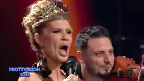 85K views · 2.4K reactions | PROTEVELION 2025. Diana Matei & Taraful Cleante aduc voie bună în ultimele minute ale anului 2024 Prinde indiciul și începe Anul Nou cu 10.000 de euro! --- https://pro-link.ro/w5Y | PRO TV | Facebook