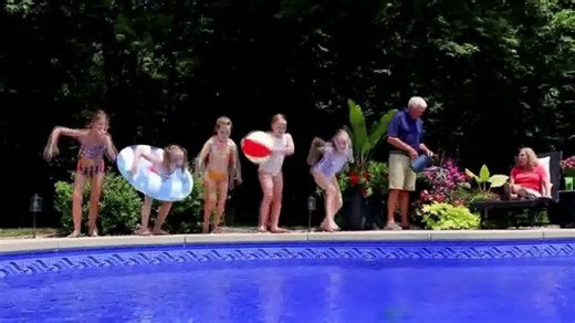 Beltone TV Spot, 'Pool Party'