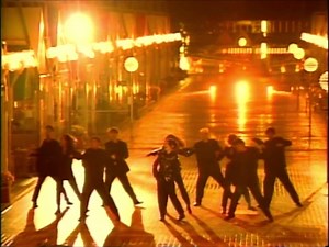 Choo Choo Train [HD]