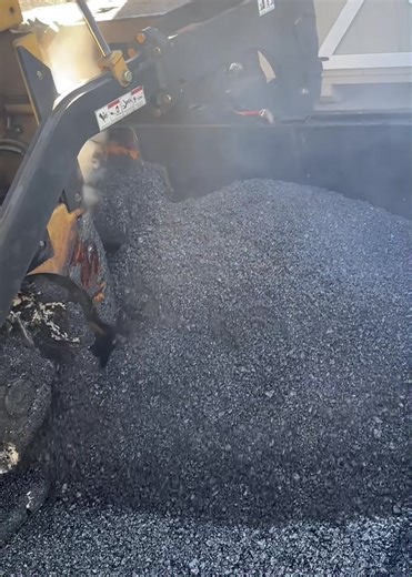 The last job of 2025 - Lumen Flats SOS Paving LLC (865) 321-5925 #raisedonblacktop #fyp #georgiasatellites #pavingcontractors #asphaltpaving