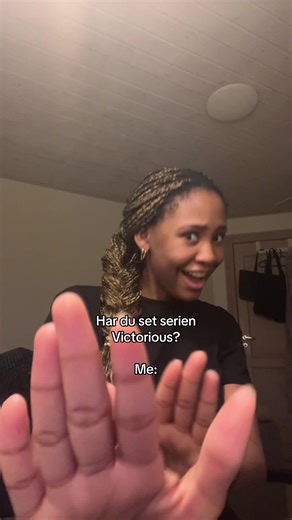 Victorious: Celebrate Your Favorite Moments from the Show