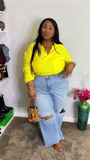 Bright Yellow + Denim 💛 Plus Size OOTD | Day 11