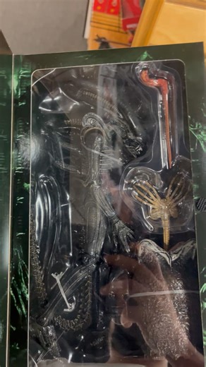 NECA Ultimate 40th Anniversary Big Chap Alien [2025 Re-issued]