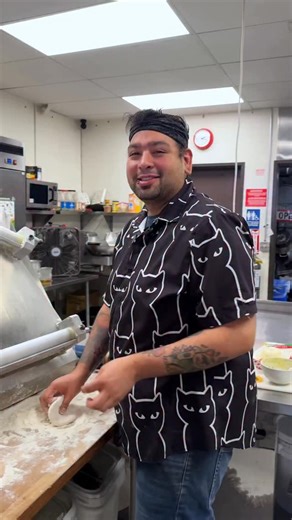 Watch how we build our Zaza from scratch 🍽️ A thin layer of meat paste with onions, garlic, peppers, and spices, cooked until the edges get that perfect crunch. 😋 It looks like a pizza, but our head chef thinks it eats like a tostada. Crunchy, light, and stacked with tomatoes, onions, parsley, and pickled cabbage. 😌 📍168 W Willow St, Pomona, CA 91768 📆 Tuesday - Sunday ⏰ 10AM - 9PM #pomona #mediterraneanfood #turkishfood #mitosdoner #pomonafoodie #zaza #lamajun | Mito's Döner Kebap