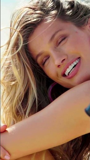 Maggie Rawlins | SI Swimsuit's Rookie of the Year 2022 | Sports Illustrated Swimsuit