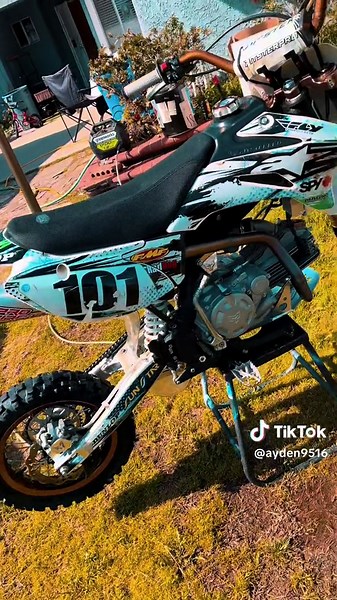 What yall think 🤩‼️ 160cc 🔥#pitbike #tbolt #tbparts #fasterminis #viral #fyp #yx160cc #dirtbikesforlife #procircuit #dunlop #pisterpro #foryou #dnm #pitbikes